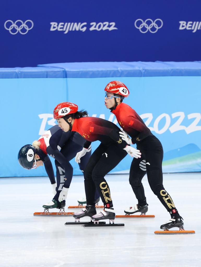 쇼트트랙 여자 3000m 계주 준결승, 中 A조 결승 진출