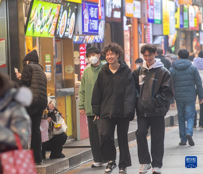 충칭 소비시장에 다시 활력 불어넣어