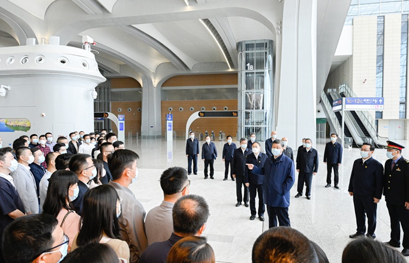 시진핑 주석, 슝안신구 시찰 및 좌담회 주재