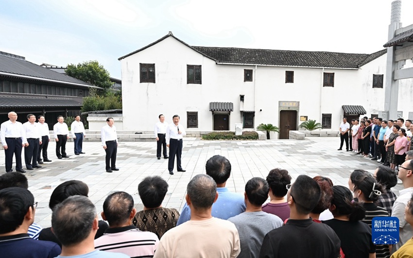 시진핑 주석, 저장 시찰 후 산둥 짜오좡시 방문