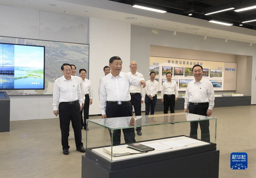 시진핑 주석, 저장 시찰 후 산둥 짜오좡시 방문