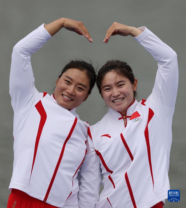 [항저우 AG] 中, 카누 스프린트 여자 카약 2인승 500m 금메달