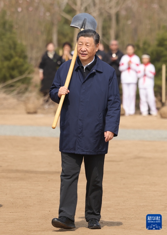 시진핑 등 당과 국가 지도자, 베이징서 나무심기 행사 참석