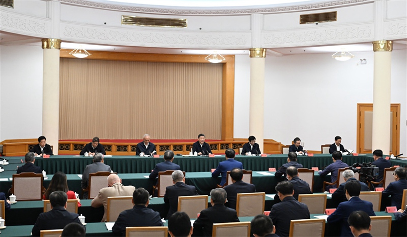 시진핑 주석, 기업과 전문가 좌담회 주재 및 중요 연설 발표