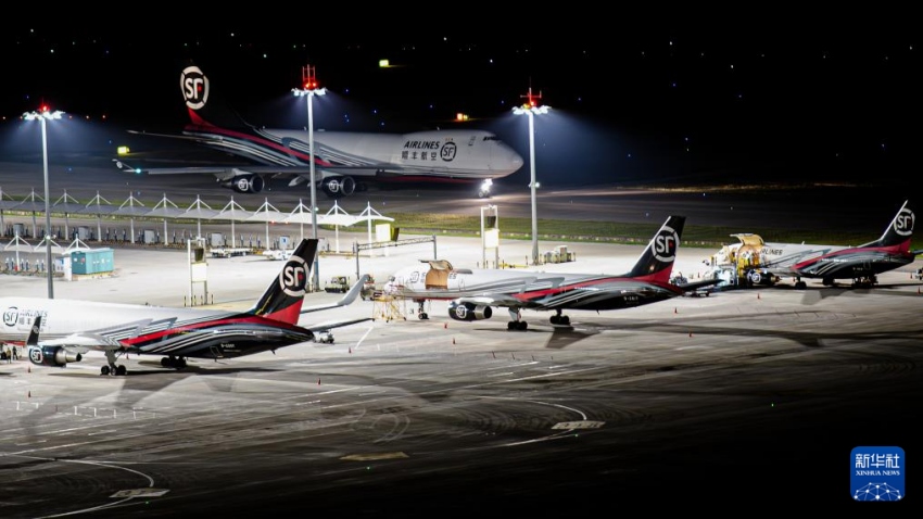 중국 1호 전문 화물운송 공항, 국제 물동량 10만t 돌파