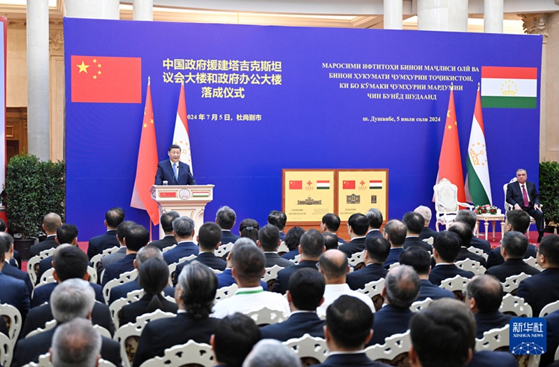 시진핑 주석과 라흐몬 타지키스탄 대통령, 중국 원조한 타지키스탄 의회빌딩과 정부빌딩 준공식 참석