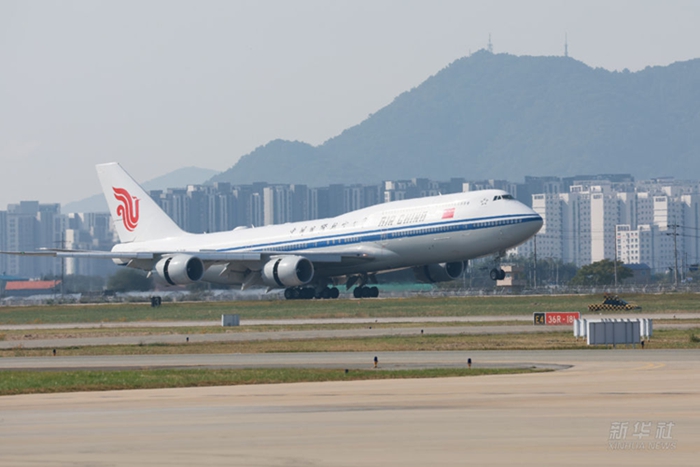 시진핑 주석, 제32차 APEC 비공식 정상회의 참석 및 한국 국빈 방문 위해 한국 도착
