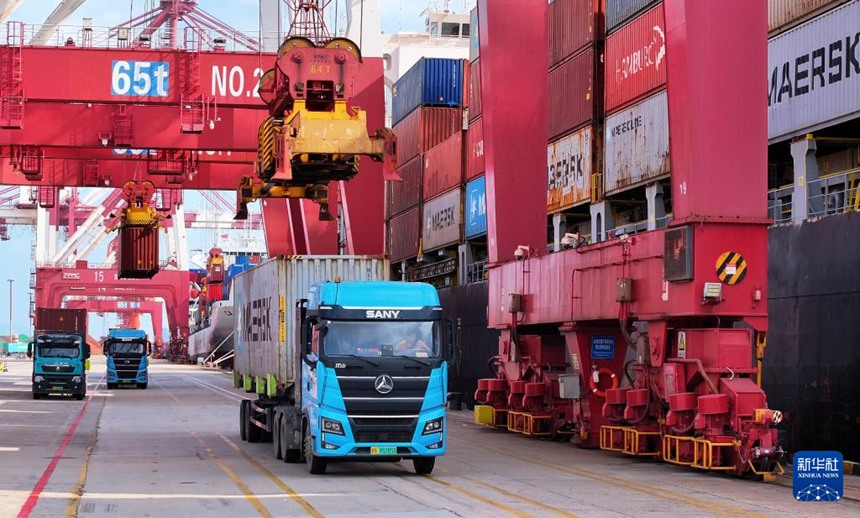 산둥 항구 칭다오항, 중-한-일 해상 물류 대통로 구축