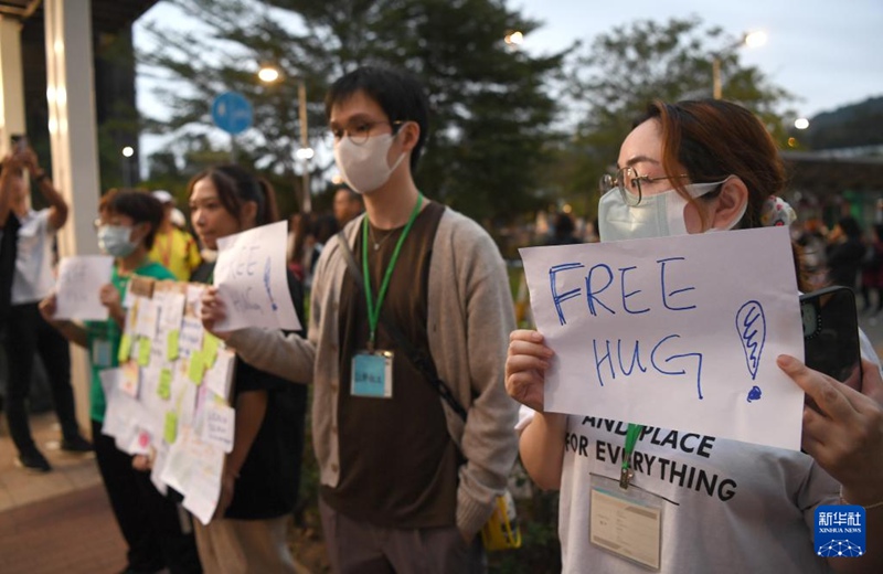 홍콩, 화재 이재민 ‘피난처’ 마련에 발 벗고 나서