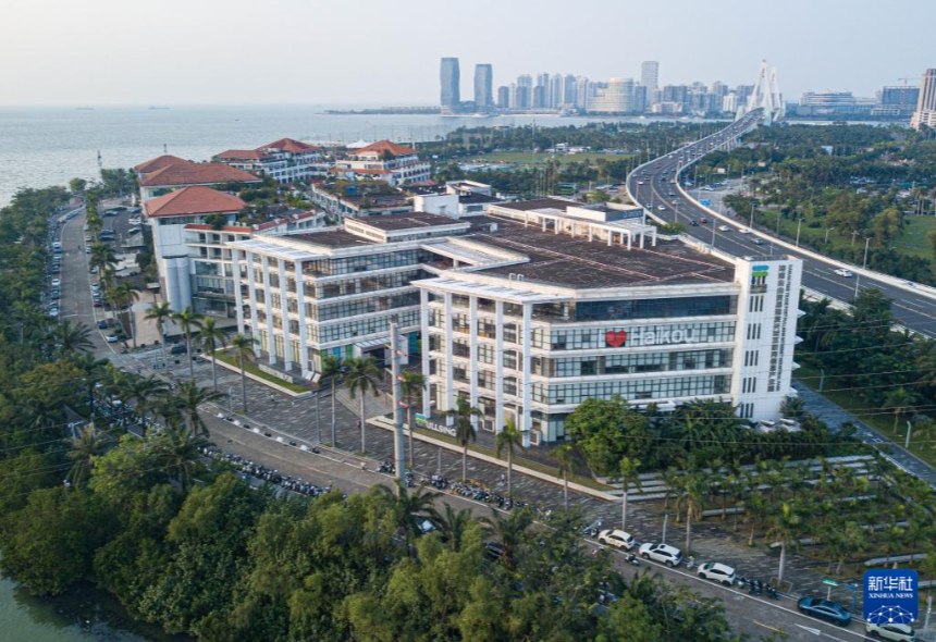 하이난, 18일 섬 전체 봉관 운영…주요 산업단지 ‘성장 엔진’으로 부상