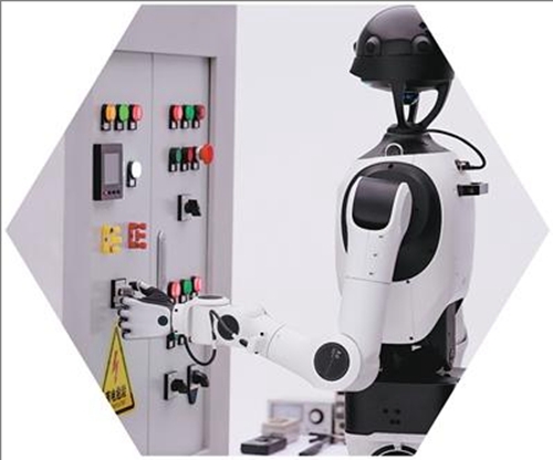 톈궁(天工) 3.0 로봇이 전기조종실에서 시뮬레이션 작업 중이다. [사진 제공: 베이징 휴머노이드 로봇 혁신센터]