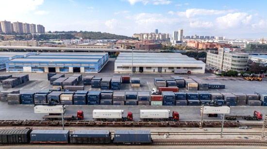 중국-라오스 철도, 누적 국경 간 화물무역액 800억 위안 돌파