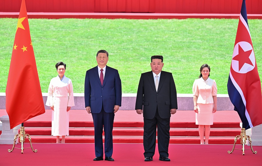 시진핑 주석, 평양서 열린 환영식 참석