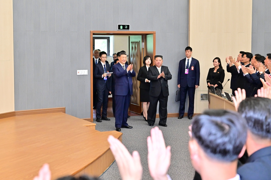 시진핑 주석, 조선노동당 중앙간부학교 방문