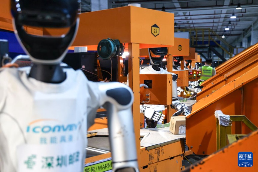 선전, 휴머노이드 로봇 다양한 현장에 본격 투입