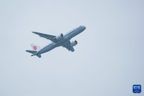 中 국산 대형 여객기 C919, 오늘 오후 3시 첫 국제선 운항