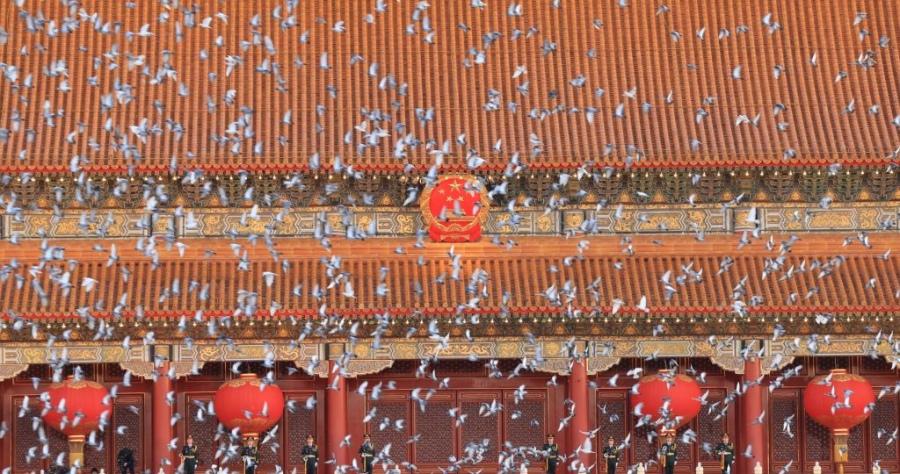 中 국경절 국기 게양식, 톈안먼 광장서 거행
