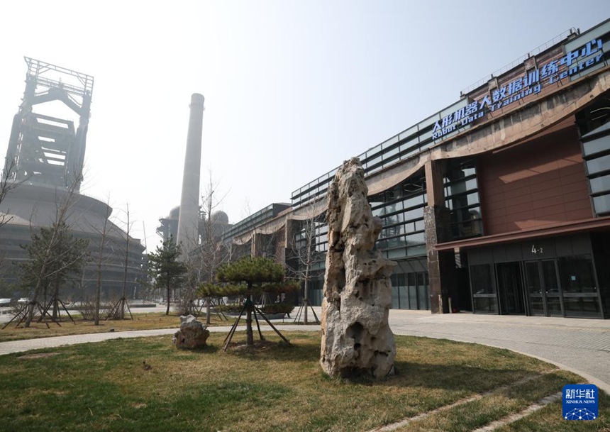 공장-가정-마트서 ‘수업’ 받는 로봇…베이징 훈련센터 현장