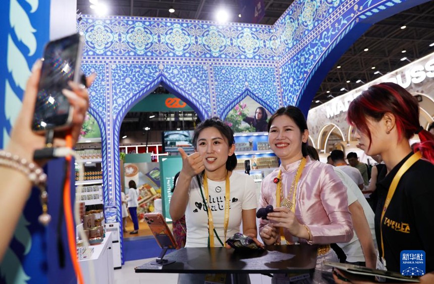 제6회 중국국제소비품박람회 하이난서 개최