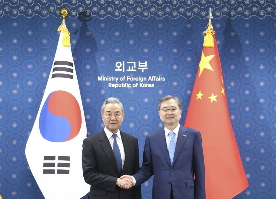 中 왕이 외교부장, 조현 한국 외교장관과 회담